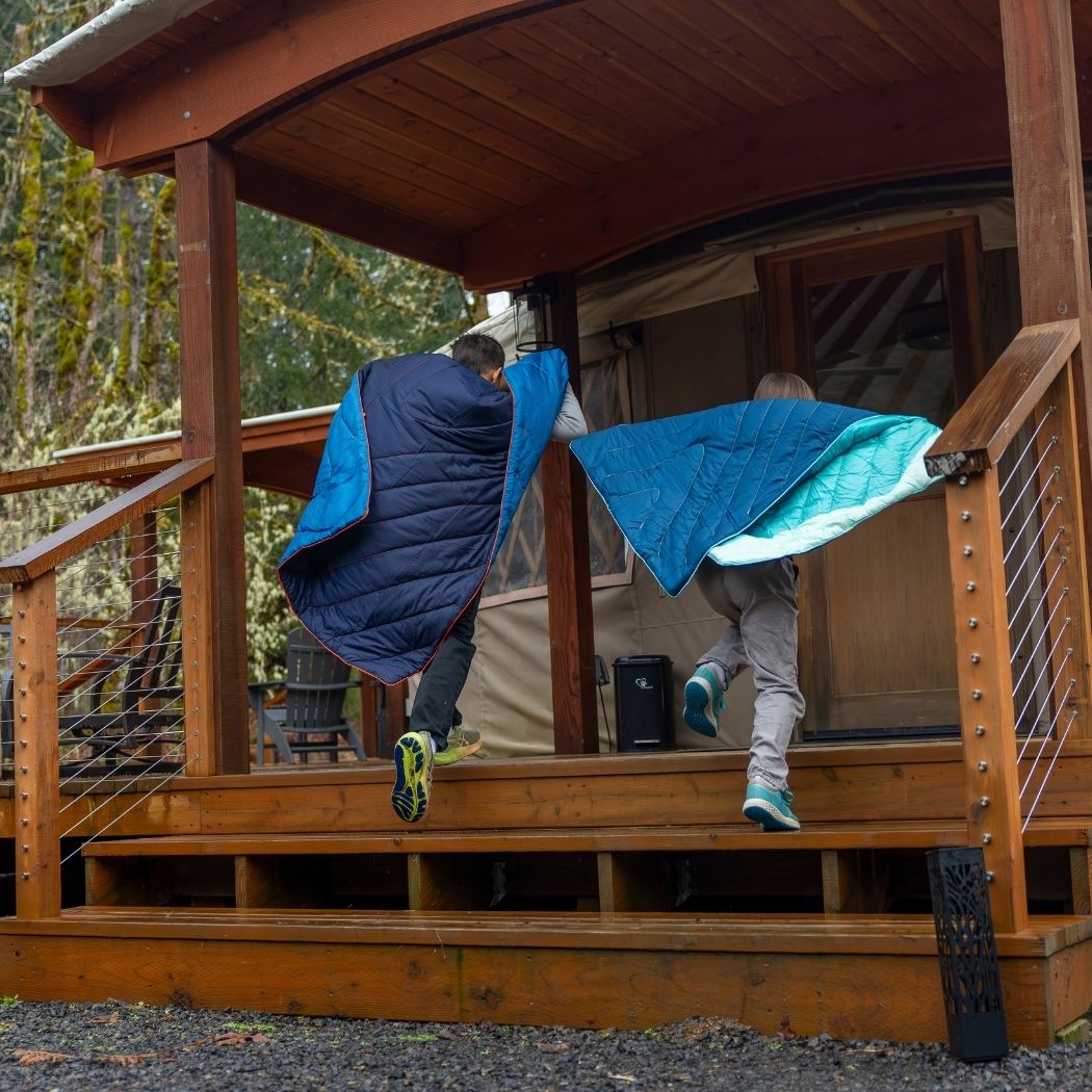 Original Puffy Throw Blanket - Midnight Blue